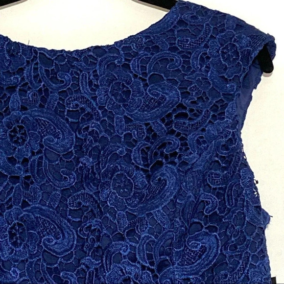 NWT Aidan Mattox Navy Lace Cropped Blouse Back Zip - Picture 3 of 11